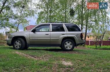 Внедорожник / Кроссовер Chevrolet TrailBlazer 2002 в 