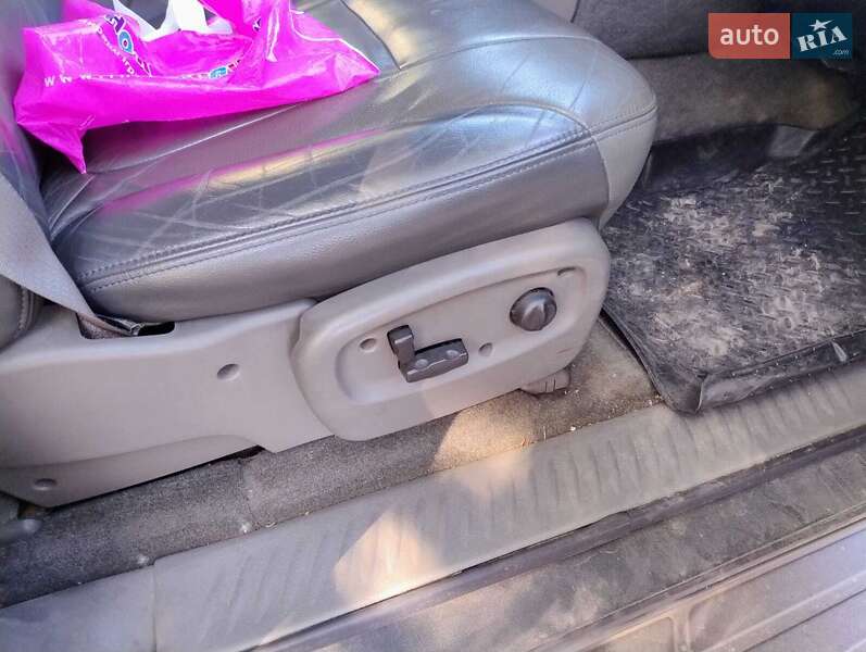 Позашляховик / Кросовер Chevrolet TrailBlazer 2004 в Києві фото 11 Позашляховик / Кросовер Chevrolet TrailBlazer 2004 в Києві