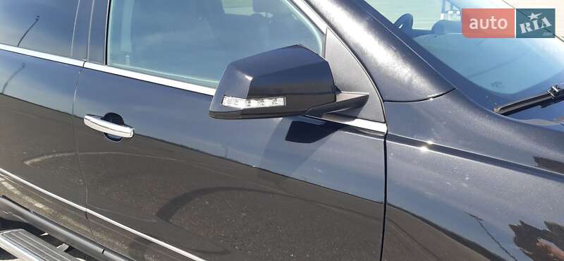 Внедорожник / Кроссовер Chevrolet Traverse 2017 в Киеве