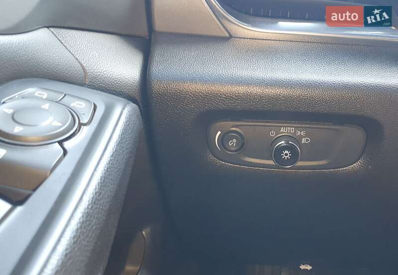 Внедорожник / Кроссовер Chevrolet Traverse 2022 в Николаеве