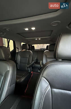 Внедорожник / Кроссовер Chevrolet Traverse 2019 в 