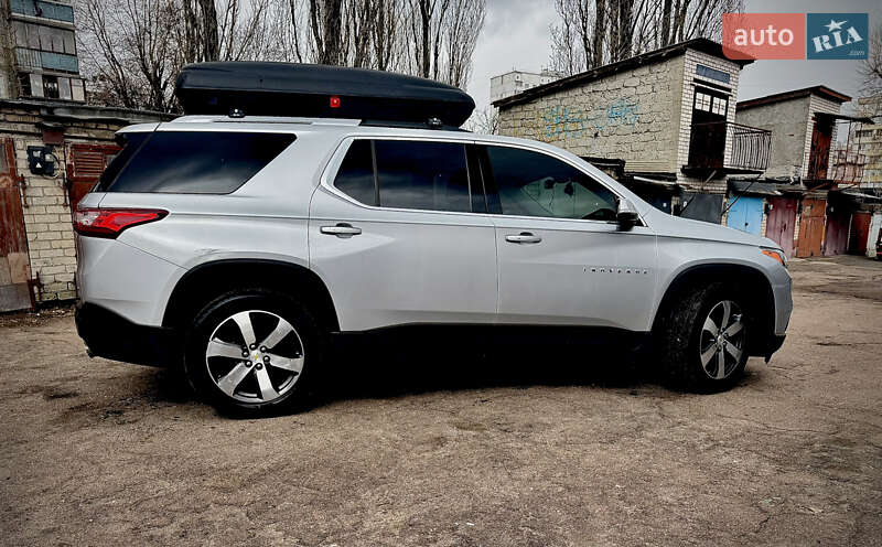 Внедорожник / Кроссовер Chevrolet Traverse 2018 в Киеве