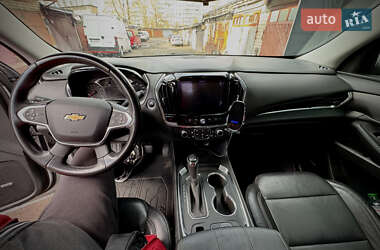 Внедорожник / Кроссовер Chevrolet Traverse 2018 в 