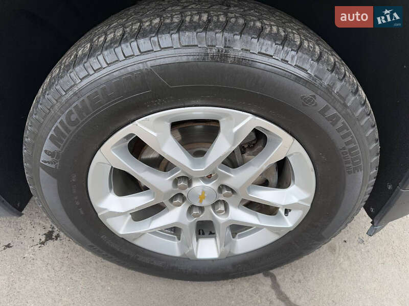 Позашляховик / Кросовер Chevrolet Traverse 2017 в Дніпрі