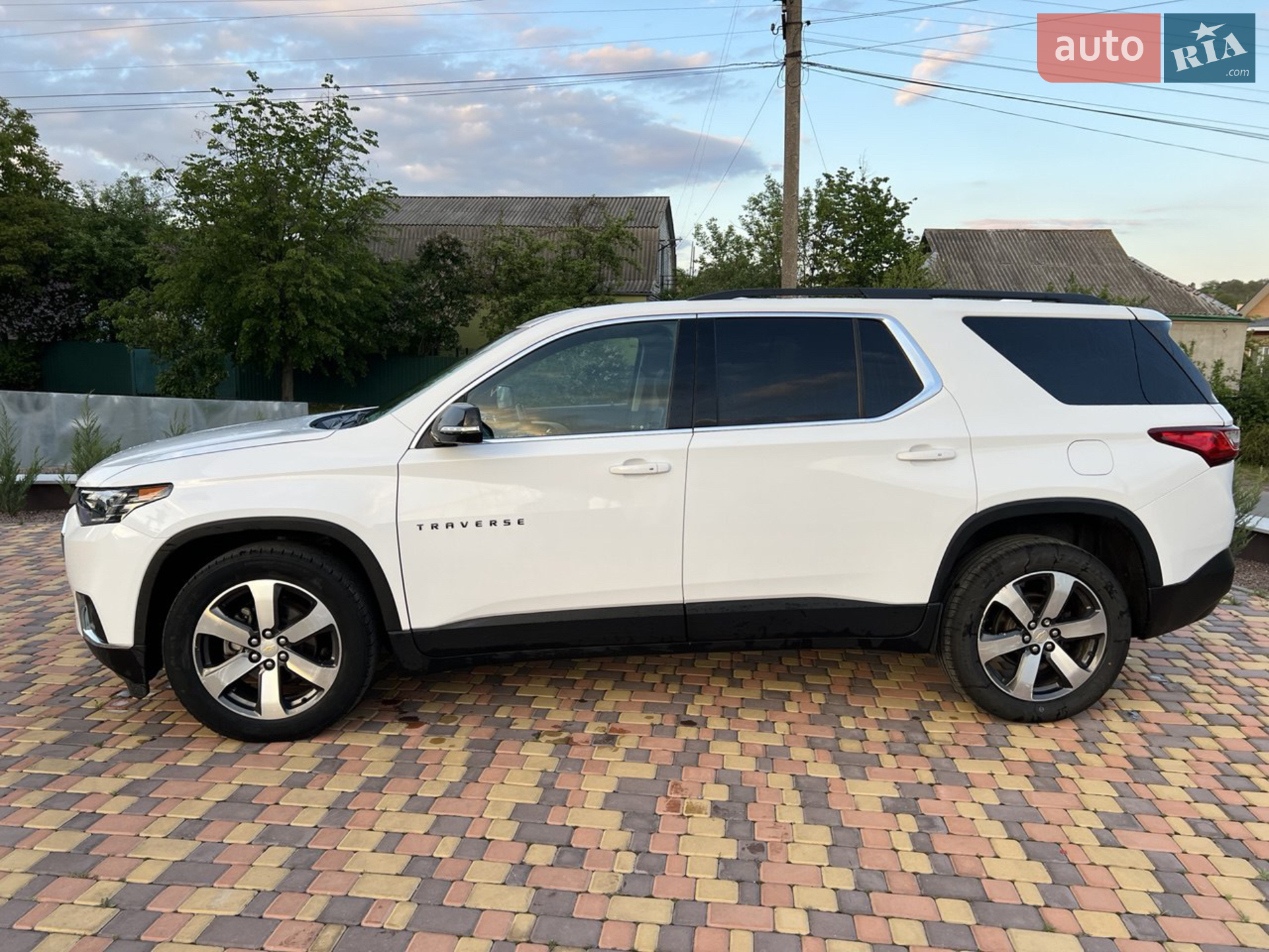 2019 Chevrolet Traverse - мініатюра 2