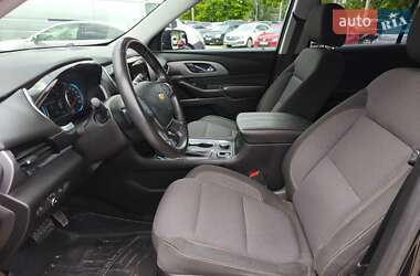 Внедорожник / Кроссовер Chevrolet Traverse 2018 в 