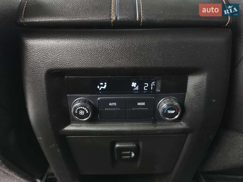 Внедорожник / Кроссовер Chevrolet Traverse 2018 в Днепре