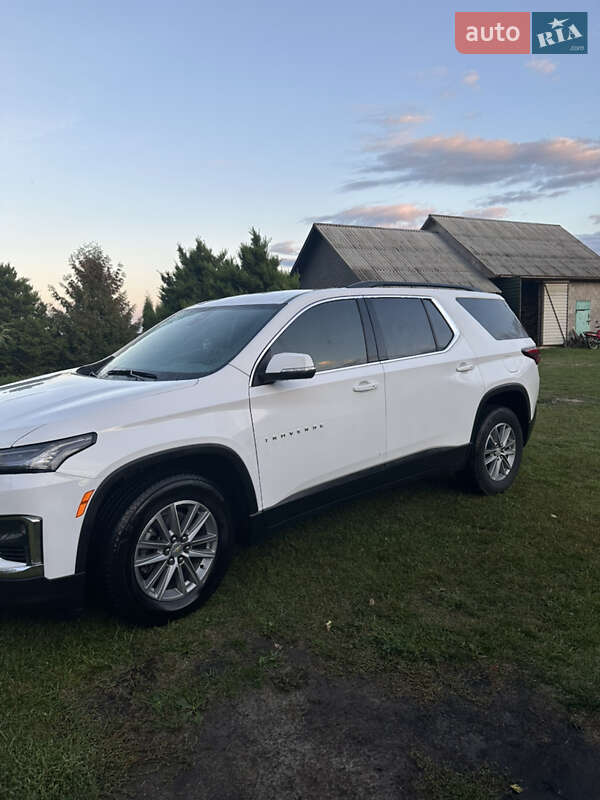 Позашляховик / Кросовер Chevrolet Traverse 2023 в Карпилівці