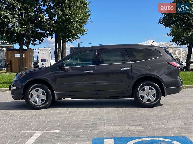 Позашляховик / Кросовер Chevrolet Traverse 2017 в Києві фото 7 Позашляховик / Кросовер Chevrolet Traverse 2017 в Києві