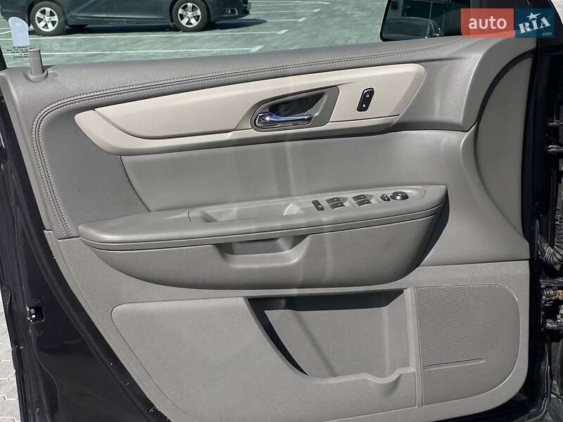 Позашляховик / Кросовер Chevrolet Traverse 2017 в Києві фото 22 Позашляховик / Кросовер Chevrolet Traverse 2017 в Києві