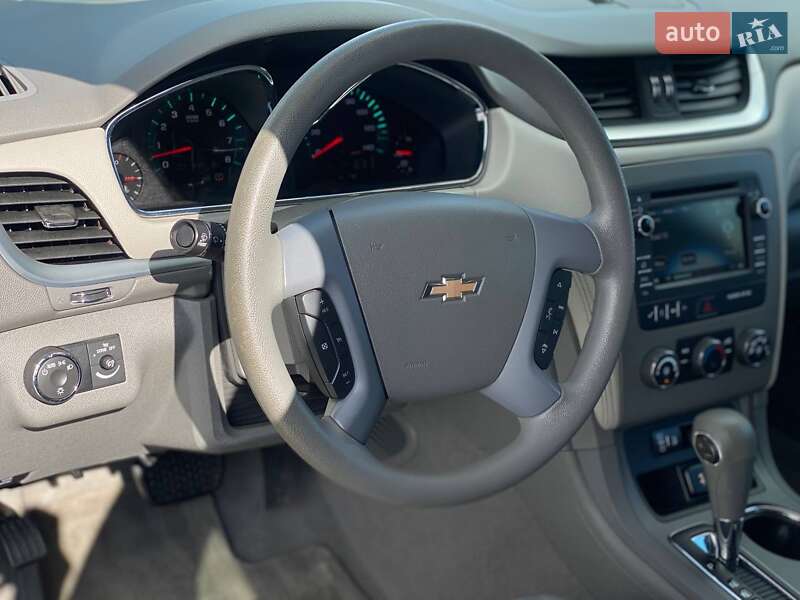 Позашляховик / Кросовер Chevrolet Traverse 2017 в Києві фото 26 Позашляховик / Кросовер Chevrolet Traverse 2017 в Києві