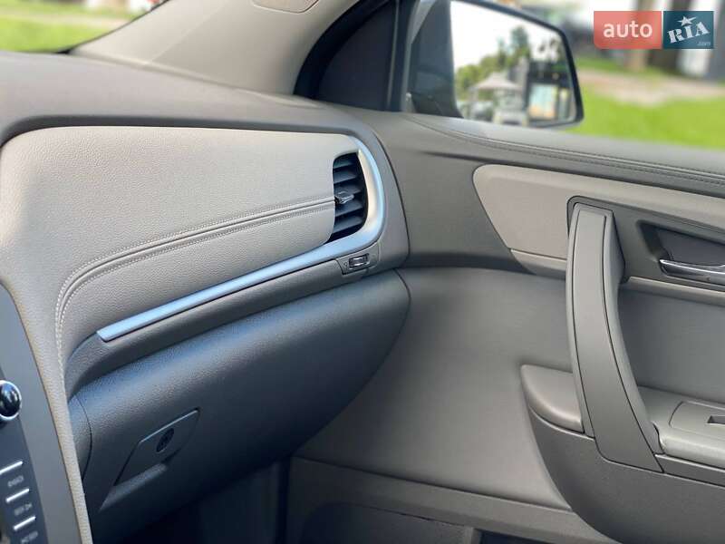 Позашляховик / Кросовер Chevrolet Traverse 2017 в Києві фото 36 Позашляховик / Кросовер Chevrolet Traverse 2017 в Києві