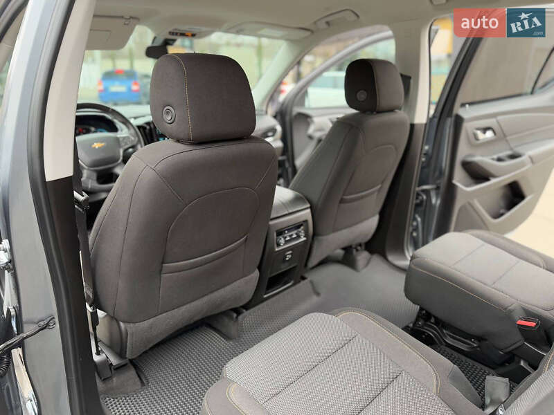 Позашляховик / Кросовер Chevrolet Traverse 2017 в Дніпрі фото 23 Позашляховик / Кросовер Chevrolet Traverse 2017 в Дніпрі