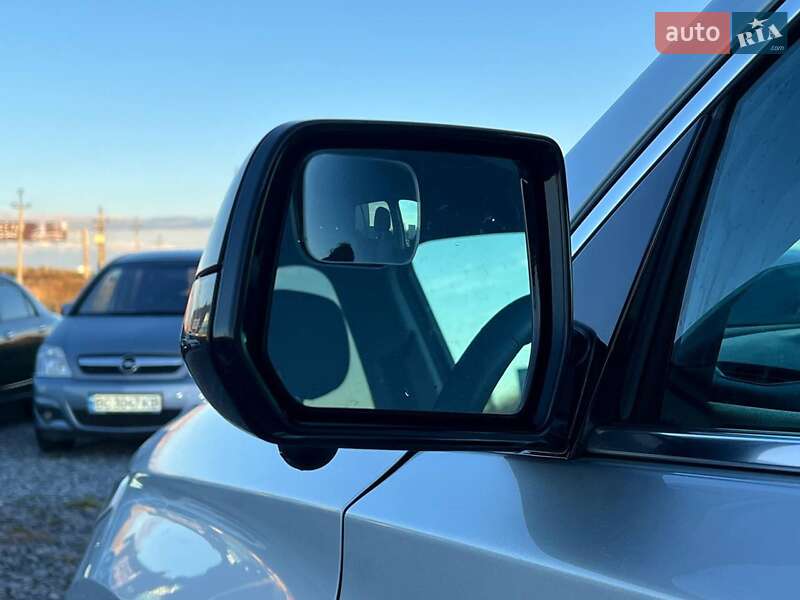 Внедорожник / Кроссовер Chevrolet Traverse 2017 в Львове