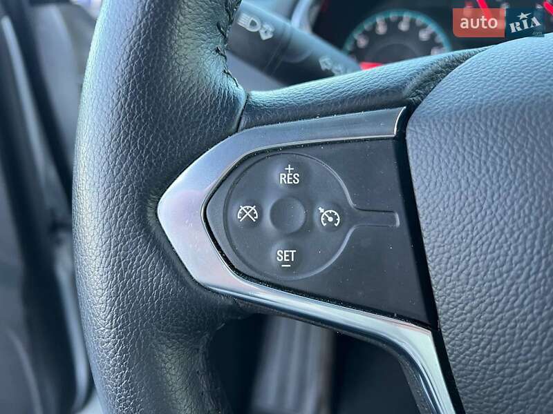 Внедорожник / Кроссовер Chevrolet Traverse 2017 в Львове