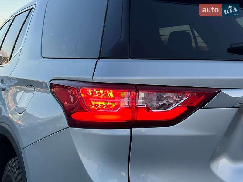 Внедорожник / Кроссовер Chevrolet Traverse 2017 в Львове