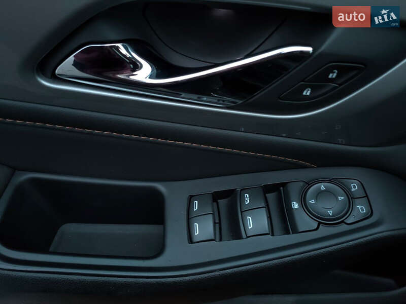 Позашляховик / Кросовер Chevrolet Traverse 2020 в Києві фото 19 Позашляховик / Кросовер Chevrolet Traverse 2020 в Києві