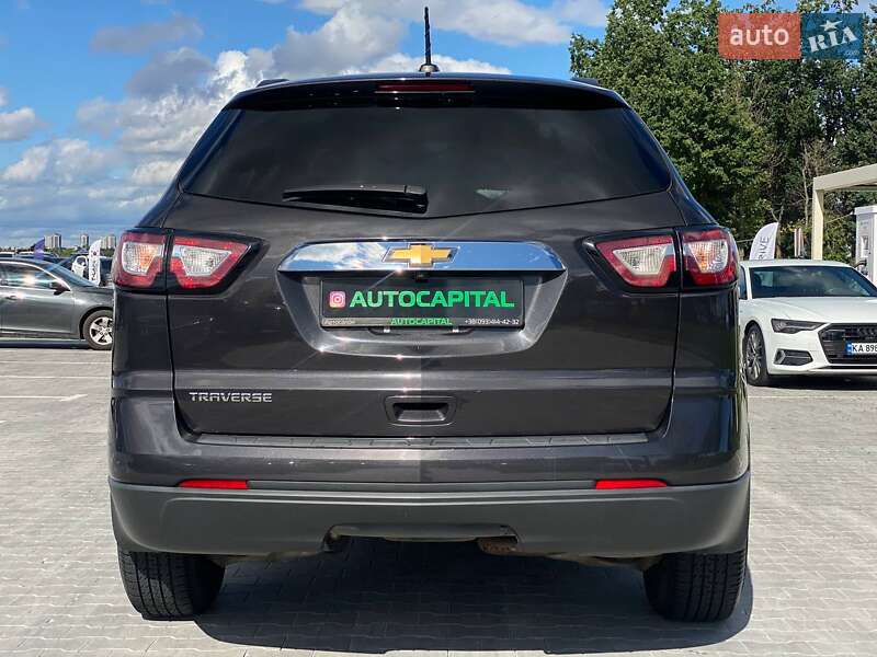 Внедорожник / Кроссовер Chevrolet Traverse 2017 в Киеве