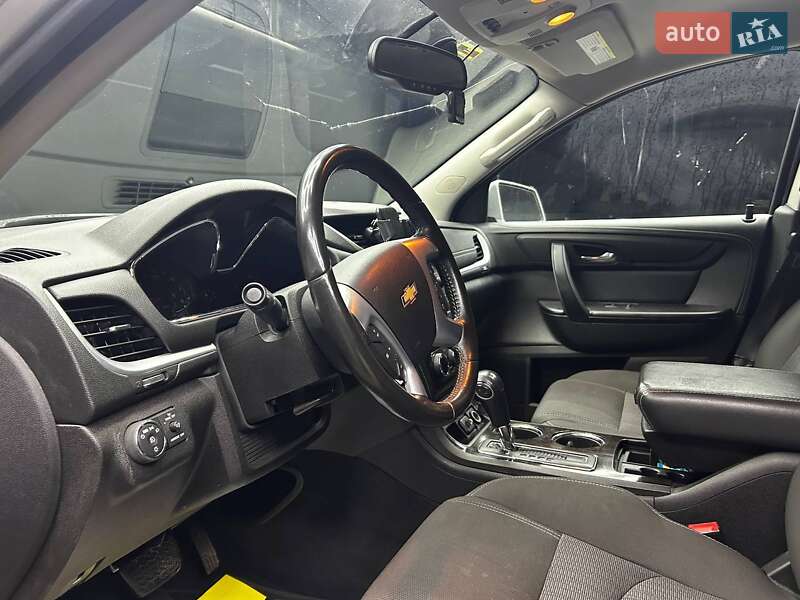 Позашляховик / Кросовер Chevrolet Traverse 2015 в Чернівцях фото 7 Позашляховик / Кросовер Chevrolet Traverse 2015 в Чернівцях