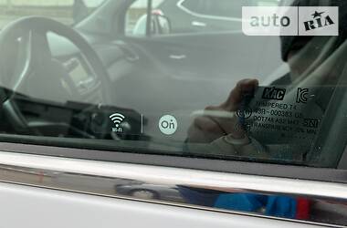 Позашляховик / Кросовер Chevrolet Trax 2018 в 