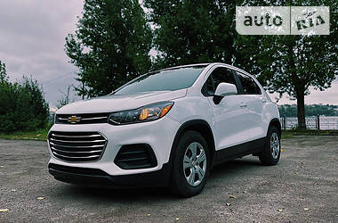 Внедорожник / Кроссовер Chevrolet Trax 2017 в 