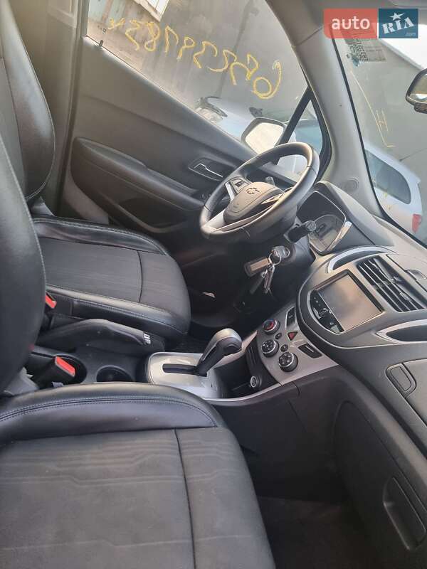 Позашляховик / Кросовер Chevrolet Trax 2016 в Києві фото 4 Позашляховик / Кросовер Chevrolet Trax 2016 в Києві