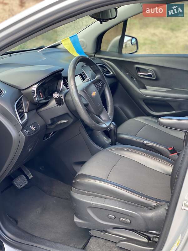 Внедорожник / Кроссовер Chevrolet Trax 2017 в Львове
