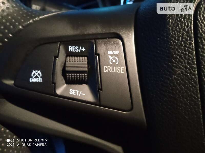 Внедорожник / Кроссовер Chevrolet Trax 2016 в Бучаче