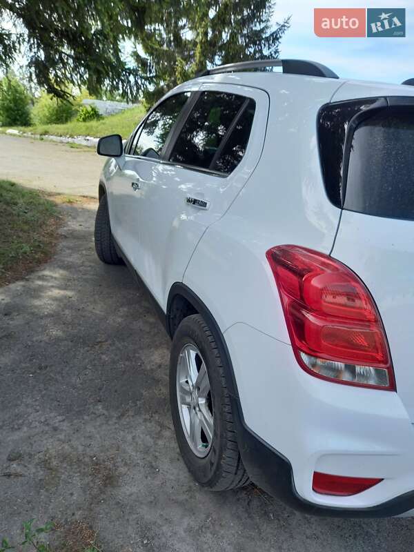 Внедорожник / Кроссовер Chevrolet Trax 2019 в Сарнах