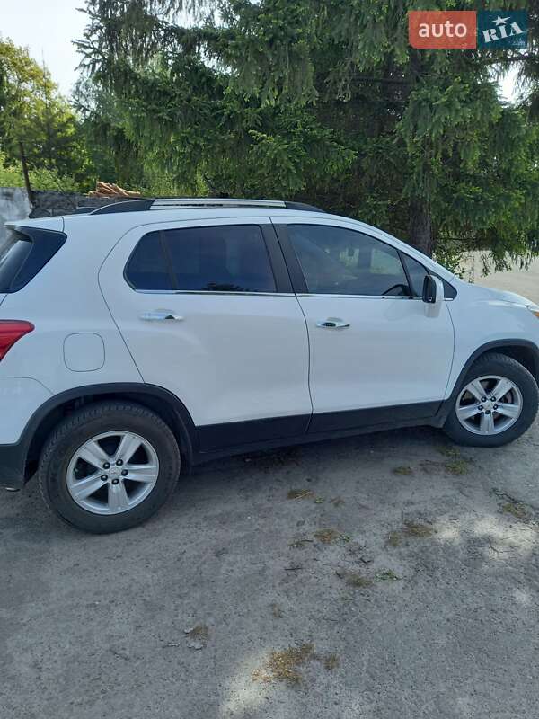 Внедорожник / Кроссовер Chevrolet Trax 2019 в Сарнах