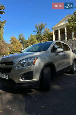 Внедорожник / Кроссовер Chevrolet Trax 2015 в 