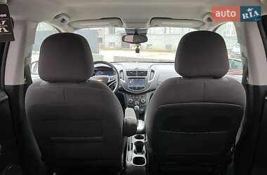 Внедорожник / Кроссовер Chevrolet Trax 2015 в 