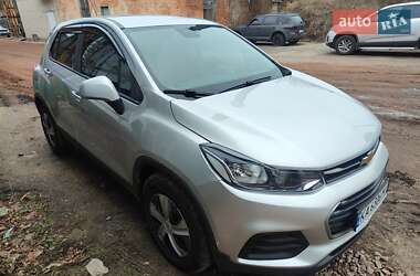 Позашляховик / Кросовер Chevrolet Trax 2017 в Києві