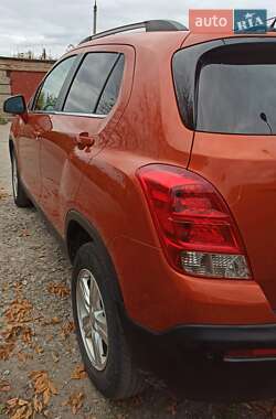 Позашляховик / Кросовер Chevrolet Trax 2016 в 