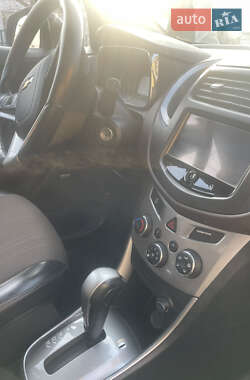 Внедорожник / Кроссовер Chevrolet Trax 2015 в 