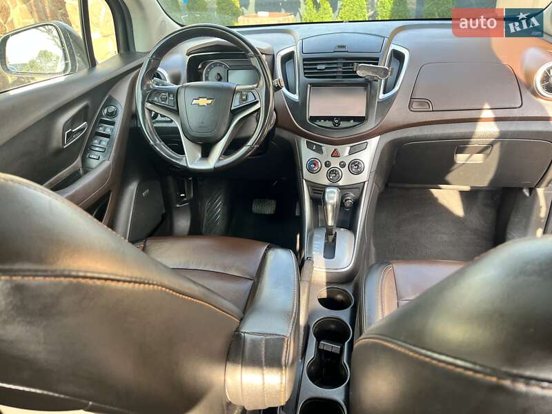Внедорожник / Кроссовер Chevrolet Trax 2015 в Винниках