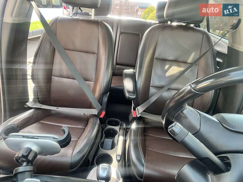 Внедорожник / Кроссовер Chevrolet Trax 2015 в Винниках