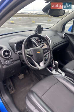 Внедорожник / Кроссовер Chevrolet Trax 2015 в 