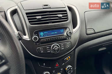 Внедорожник / Кроссовер Chevrolet Trax 2014 в 