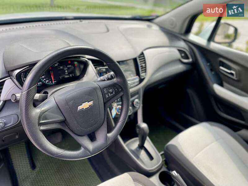 Позашляховик / Кросовер Chevrolet Trax 2017 в Львові