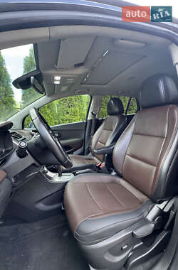 Внедорожник / Кроссовер Chevrolet Trax 2013 в 