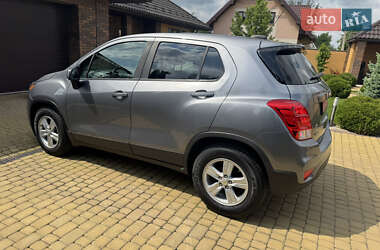 Позашляховик / Кросовер Chevrolet Trax 2020 в 