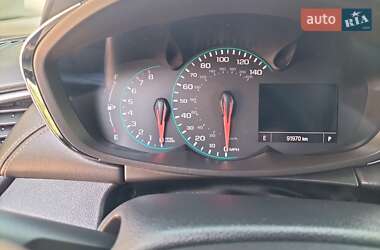 Внедорожник / Кроссовер Chevrolet Trax 2017 в 
