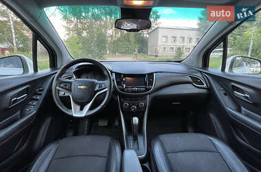 Внедорожник / Кроссовер Chevrolet Trax 2017 в 