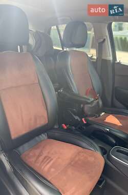 Внедорожник / Кроссовер Chevrolet Trax 2018 в 