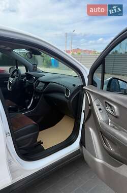 Внедорожник / Кроссовер Chevrolet Trax 2018 в 