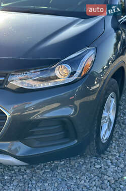 Внедорожник / Кроссовер Chevrolet Trax 2018 в 