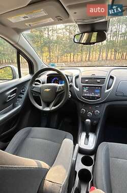 Внедорожник / Кроссовер Chevrolet Trax 2016 в 
