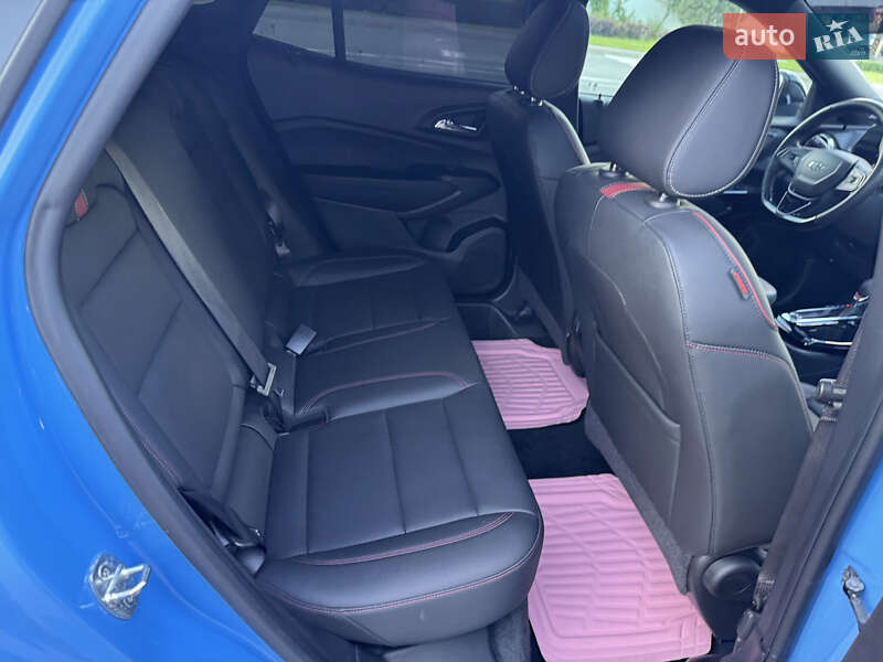 Внедорожник / Кроссовер Chevrolet Trax 2023 в Киеве фото 40 Внедорожник / Кроссовер Chevrolet Trax 2023 в Киеве