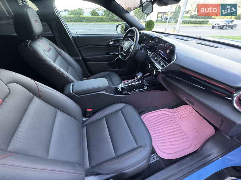 Внедорожник / Кроссовер Chevrolet Trax 2023 в Киеве фото 46 Внедорожник / Кроссовер Chevrolet Trax 2023 в Киеве